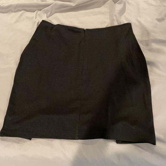 Shein floral bodysuit/skirt set - Picture 5 of 5